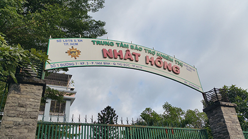 Mái ấm nhật hồng